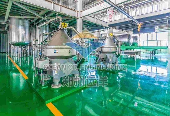 ISO9001 Attrezzature per la raffinazione chimica di olio commestibile con capacità di produzione di 200-500TPD